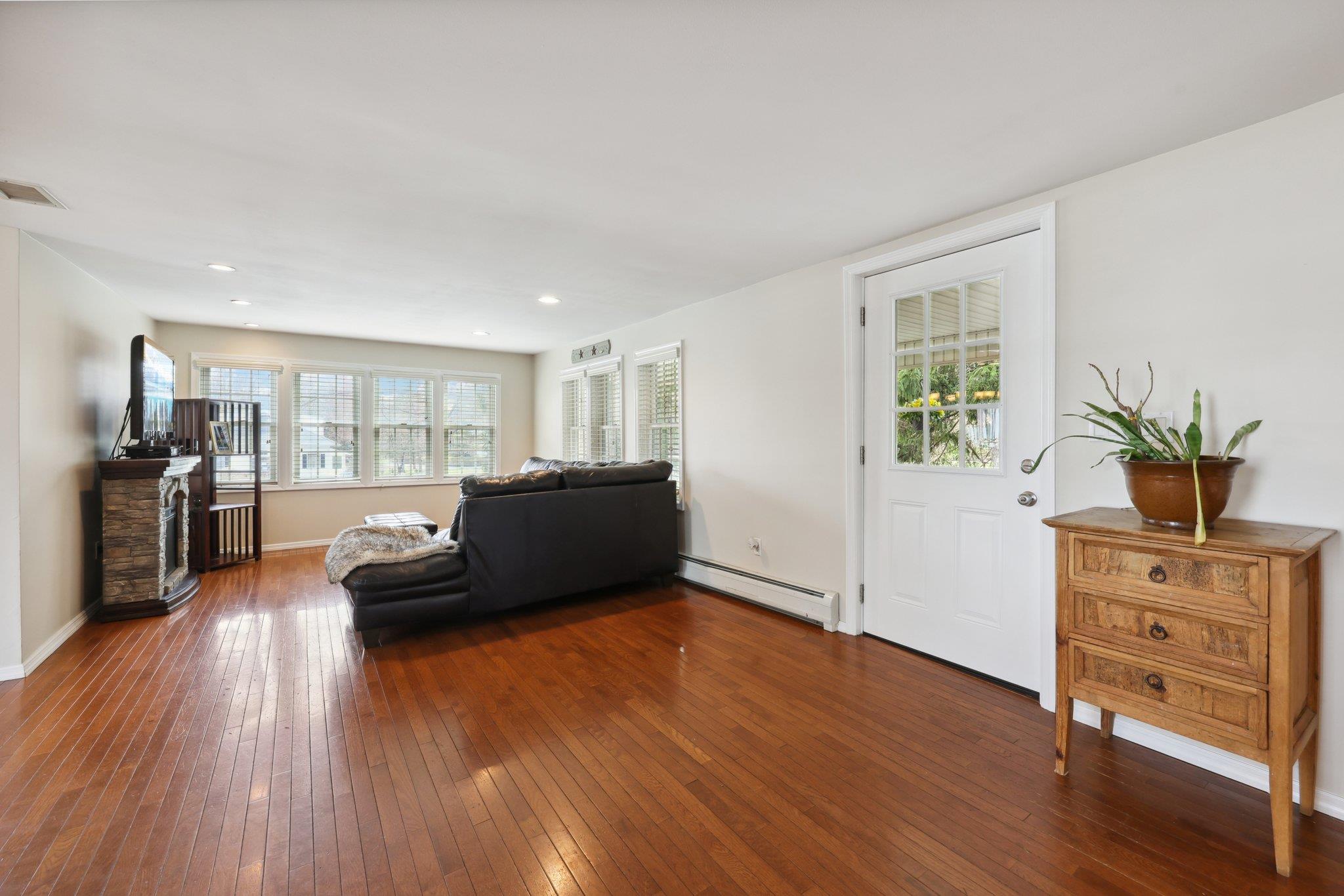 135 Rose Road, West Nyack, New York image 15