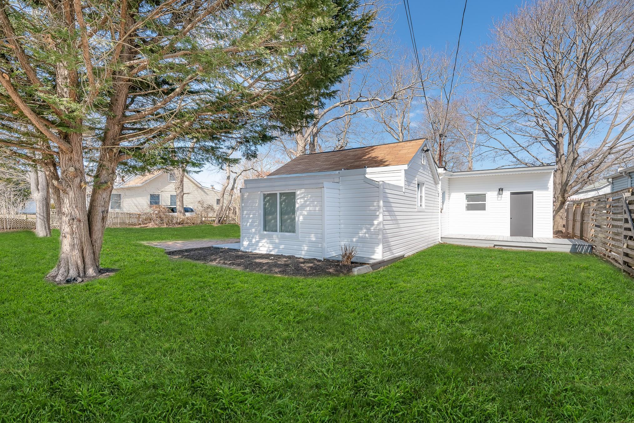 277 Forest Rd, Mastic Beach, New York image 2