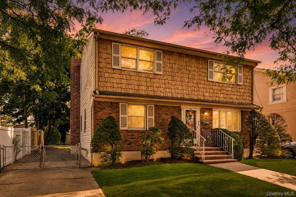 Photo of 82-11 262nd street St, Floral Park, NY 11004 (MLS # 1040559)