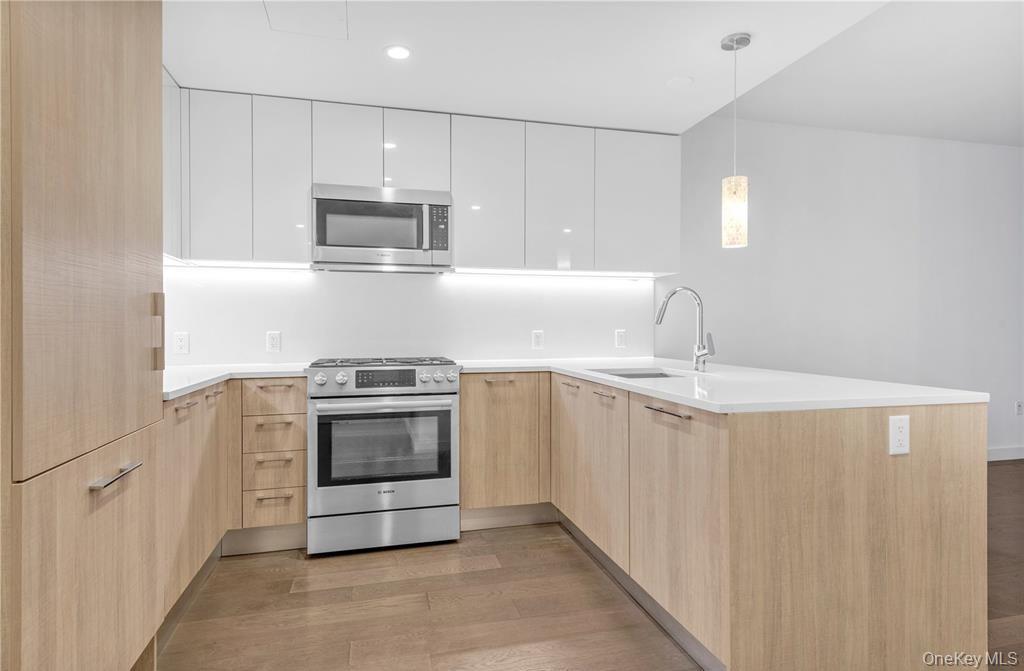 131-03 40th Road 16D