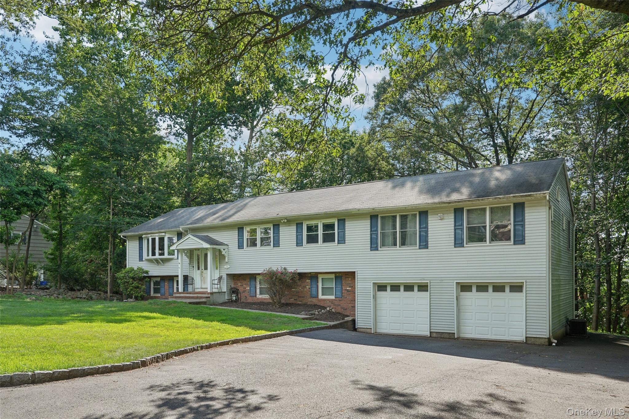 27A Claremont Lane