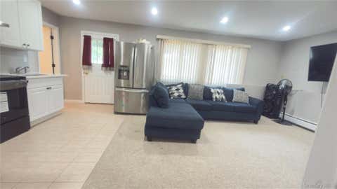 Apartment For Rent - 9 Florus Crom Court<br/> Rockland County, Stony Point, NY 10980