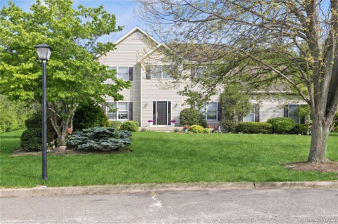 Photo of 3 Naomi Court, Huntington, NY 11747 (MLS # 1009376)