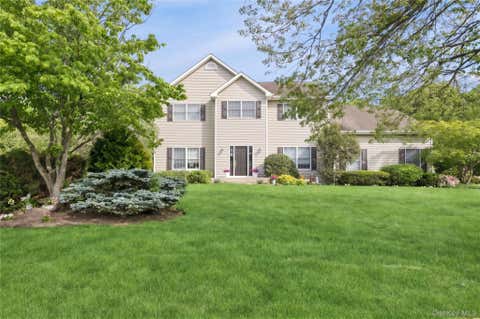 Photo of 3 Naomi Court, Melville, NY 11747 (MLS # 1009376)