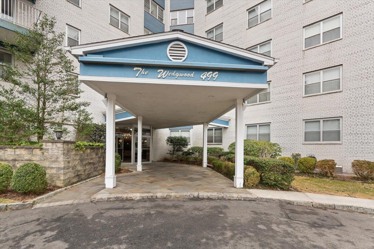 499 N Broadway #5K, White Plains, New York image 1