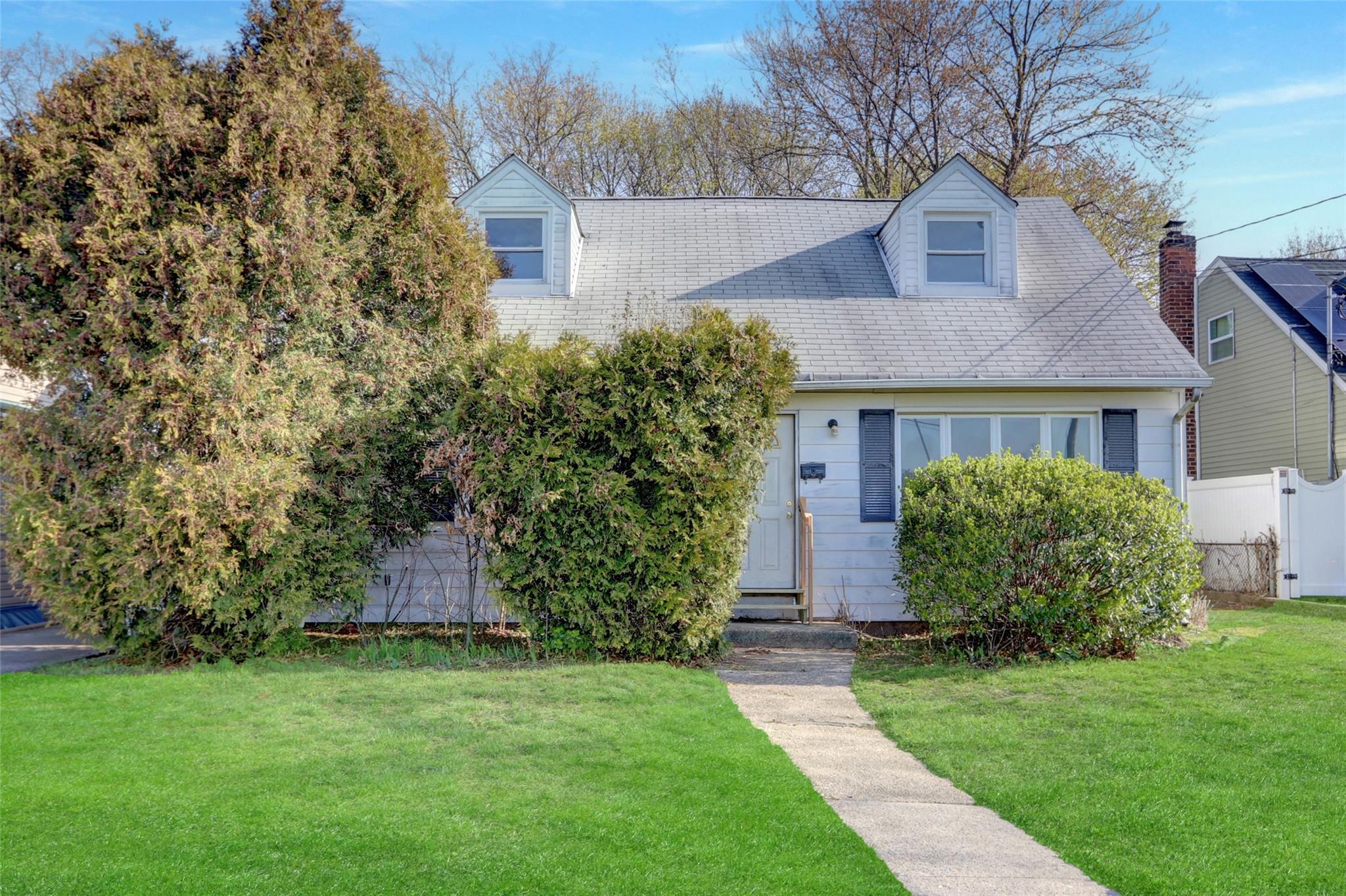 1023 Smith Street, Uniondale, New York image 1