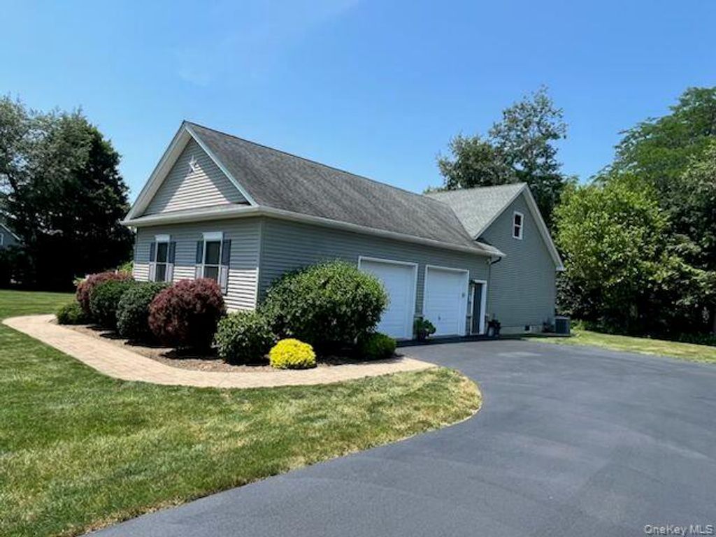 Photo of 3 Marge Hortons Way, Campbell Hall, NY 10916 (MLS # 956792)