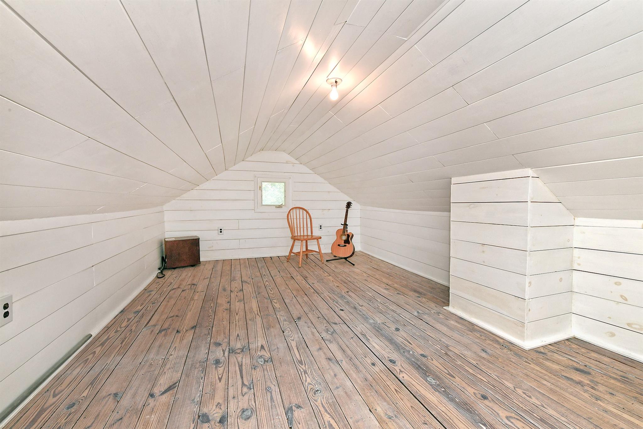 2364 Newbridge Road, Bellmore, New York image 16