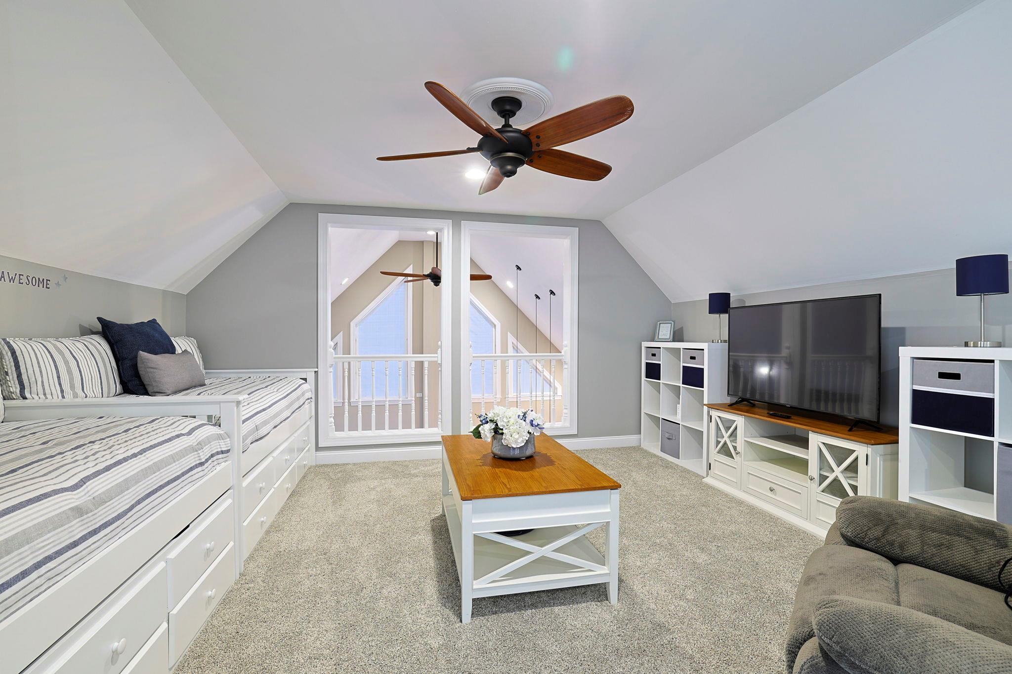 Newburgh, New York 12550, United States, 2 Bedrooms Bedrooms, ,2 BathroomsBathrooms,Residential,Active,26564