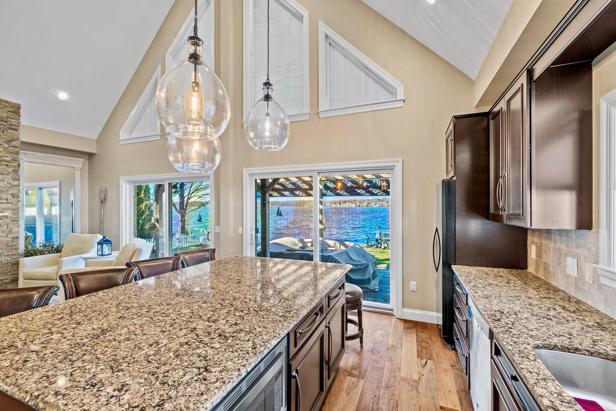 Newburgh, New York 12550, United States, 2 Bedrooms Bedrooms, ,2 BathroomsBathrooms,Residential,Active,26564