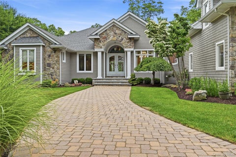 Homes For Sale - 58 South Path<br/> Suffolk County, Calverton, NY 11933