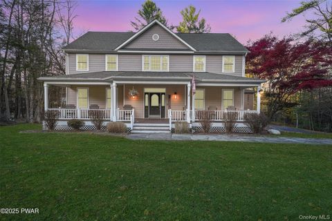 121 Millcreek Court Milford PA 18337