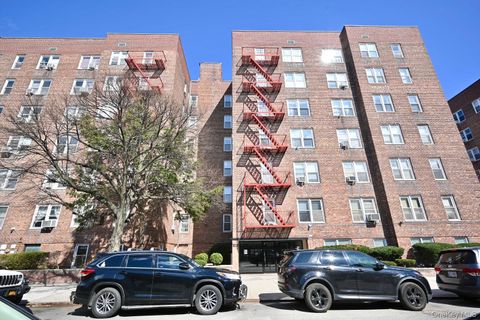 33-25 90 Street 5D Jackson Heights NY 11372