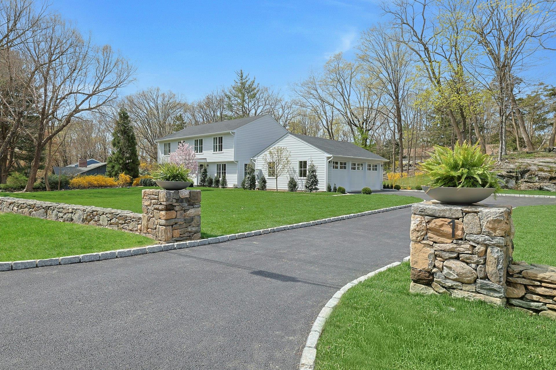 1 Devoe Road, Armonk, New York image 2