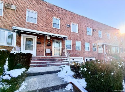 80-35 249th Street Bellerose NY 11426
