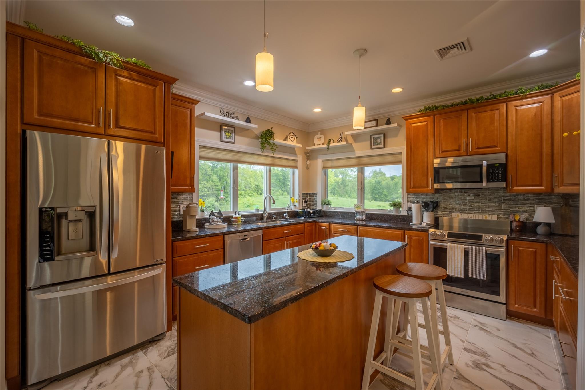 62 Freedom Road, Pleasant Valley, New York image 14