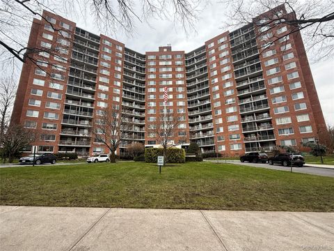 220-55 46th Avenue Unit 10D, Bayside, NY 11361 - MLS#: 942970