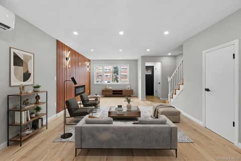 Homes For Sale - 4067 Baychester Avenue<br/> Bronx, NY 10466
