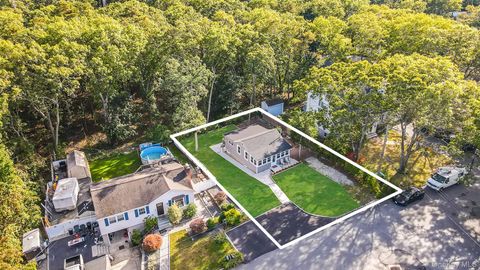 Photo of 4 Wyandanch Trail, Ridge, NY 11961 (MLS # 926919)