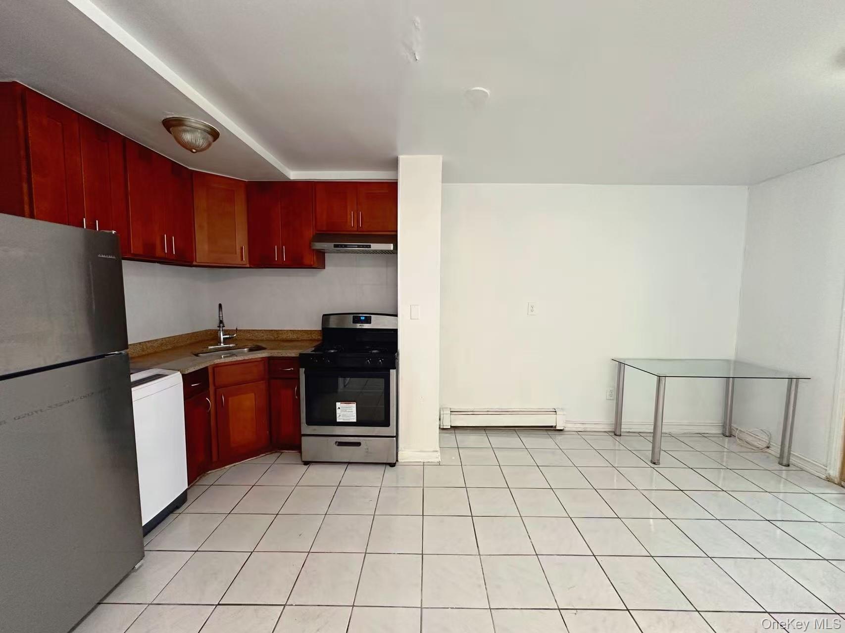 4304 158th Street L4