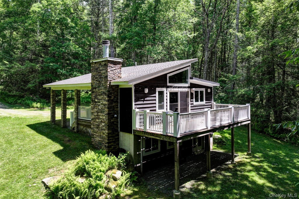 Photo of 265 Lake Ridge Road, Narrowsburg, NY 12764 (MLS # 1017013)