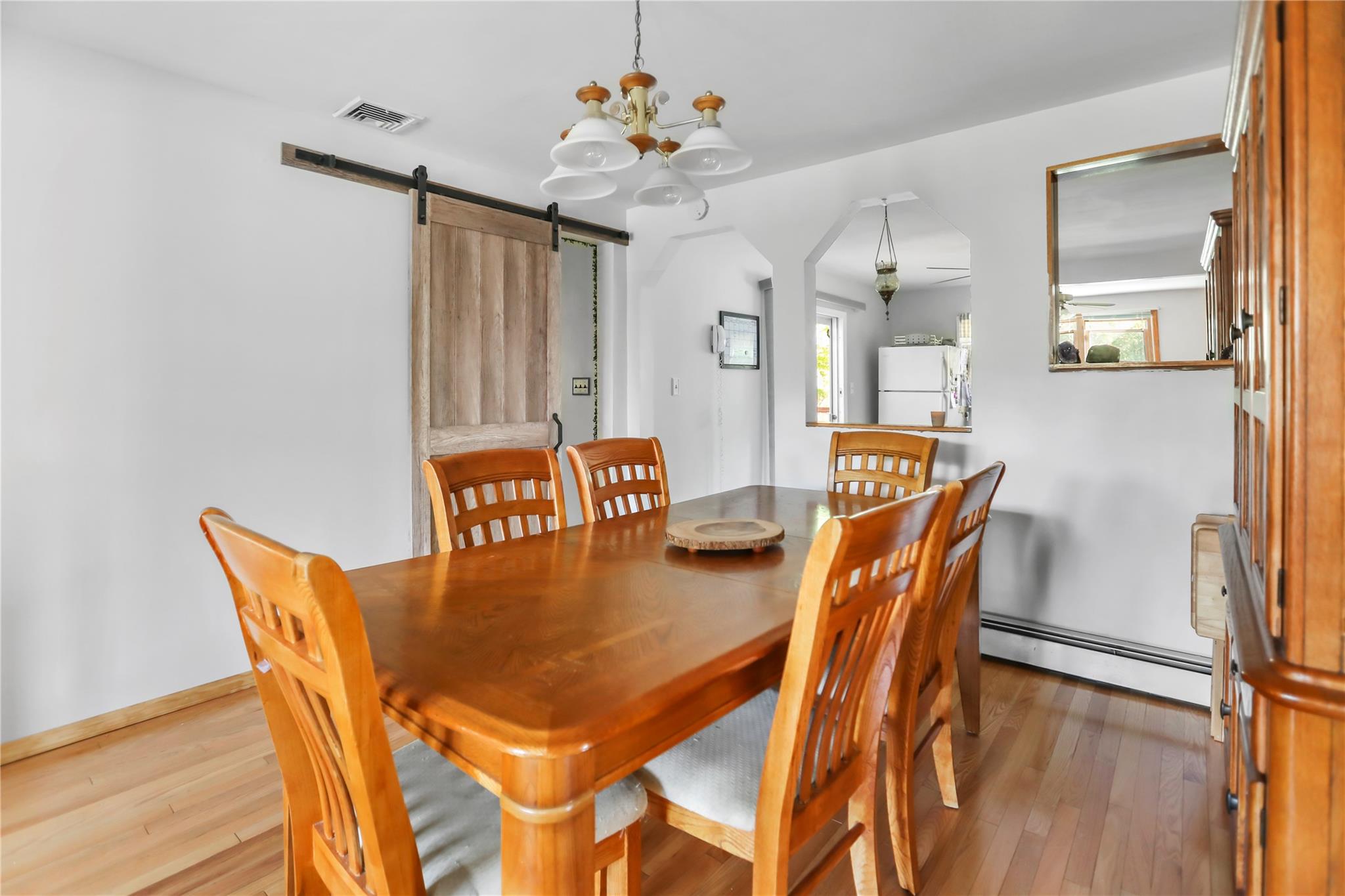 3 Artist Boulevard, Middle Island, New York image 8