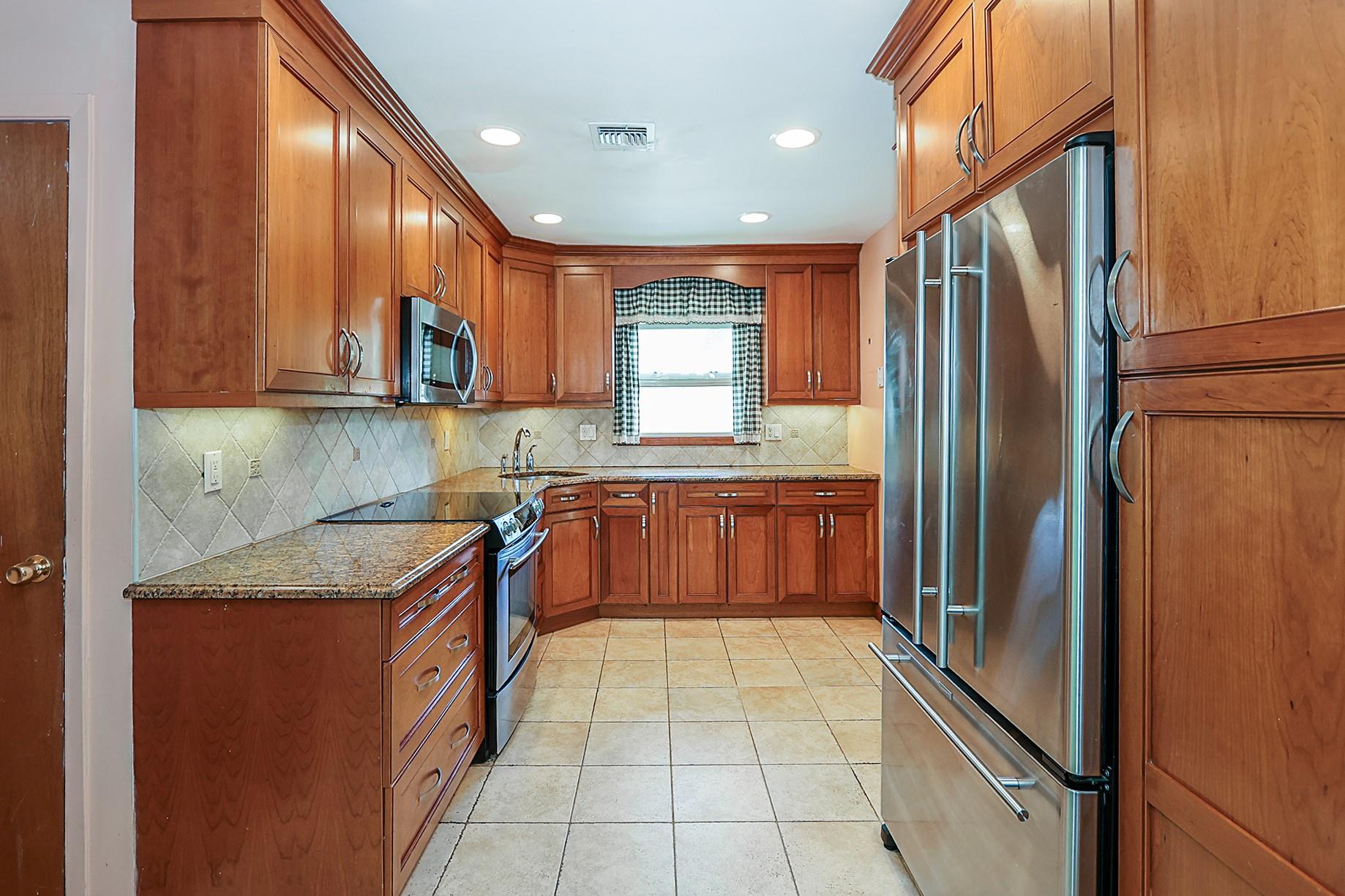 1839 Aetna Place, Merrick, New York image 14