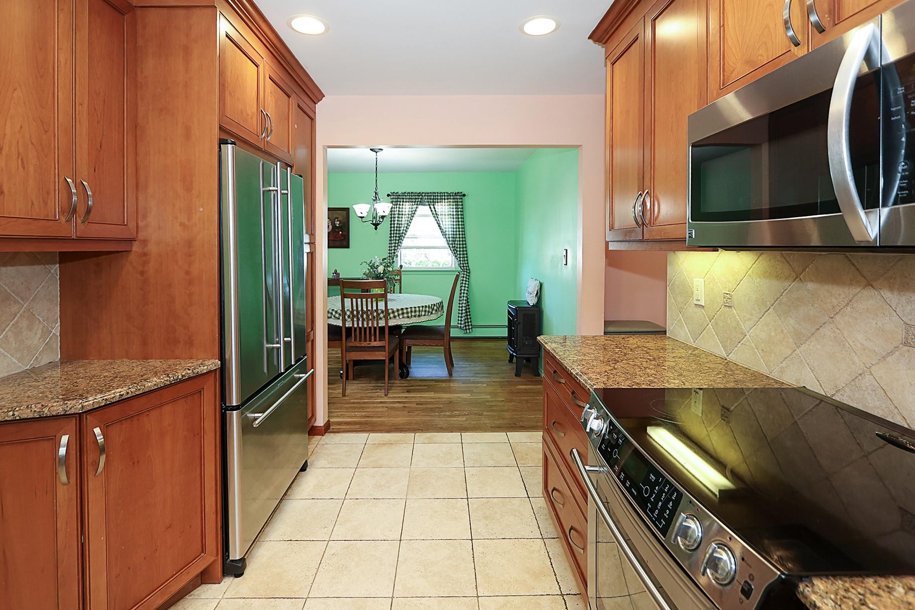 1839 Aetna Place, Merrick, New York image 17
