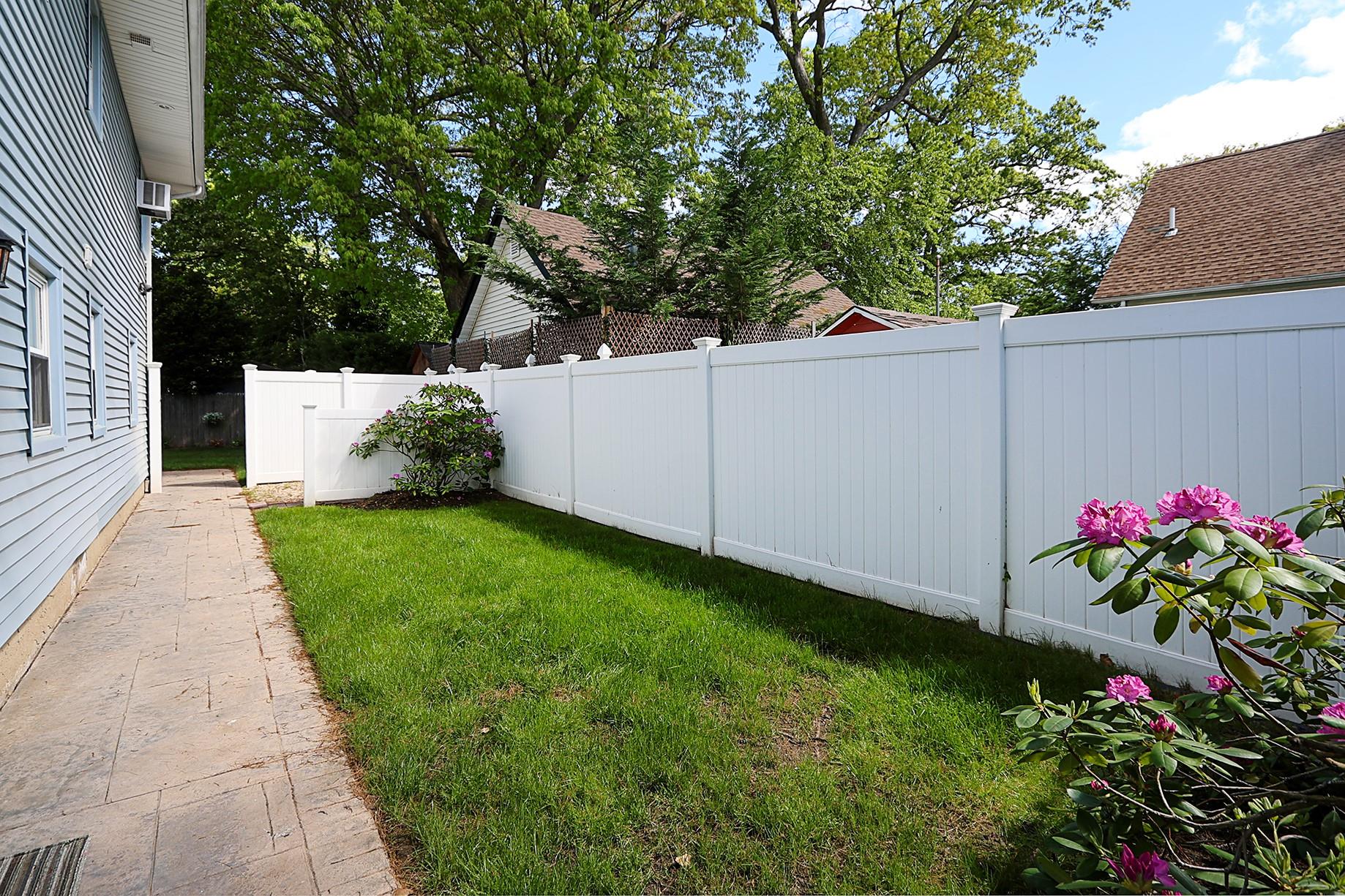 1839 Aetna Place, Merrick, New York image 35