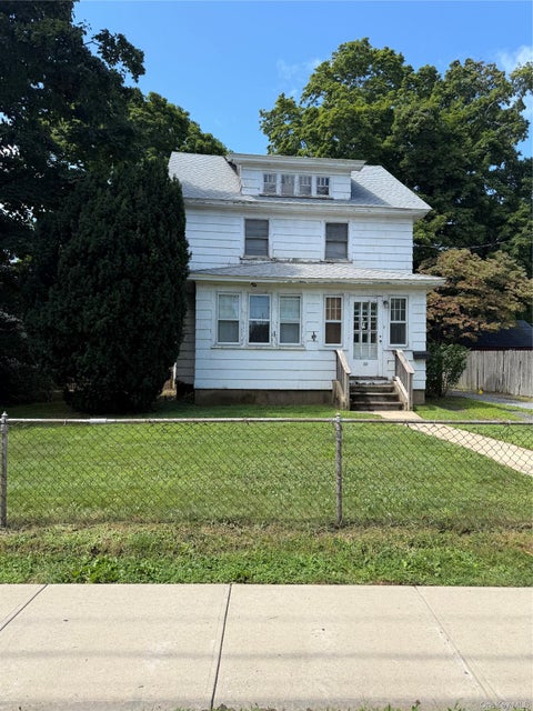 Homes For Sale - 39 Broadway<br/> Greenlawn, NY 11740