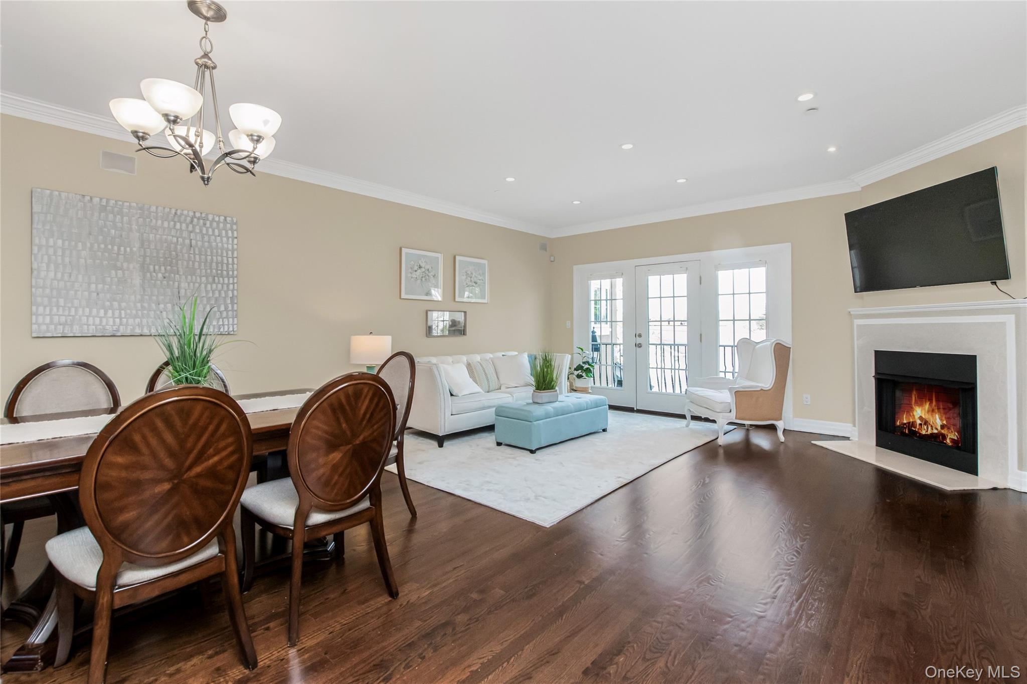 80 Old Boston Post Road 2