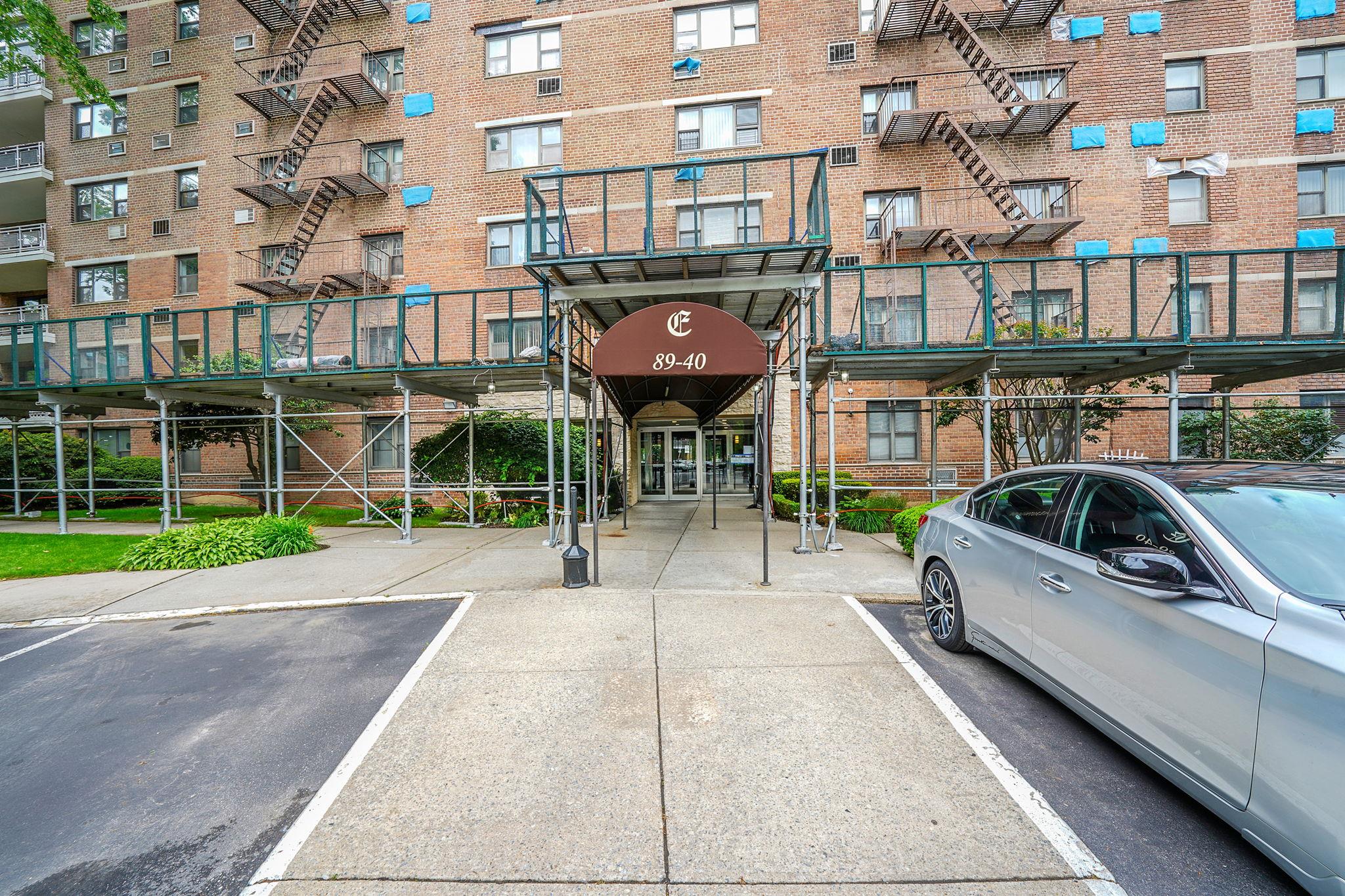 151st Avenue 5G, Howard Beach, Queens, NY - 1 Bedrooms  
1 Bathrooms  
5 Rooms - 