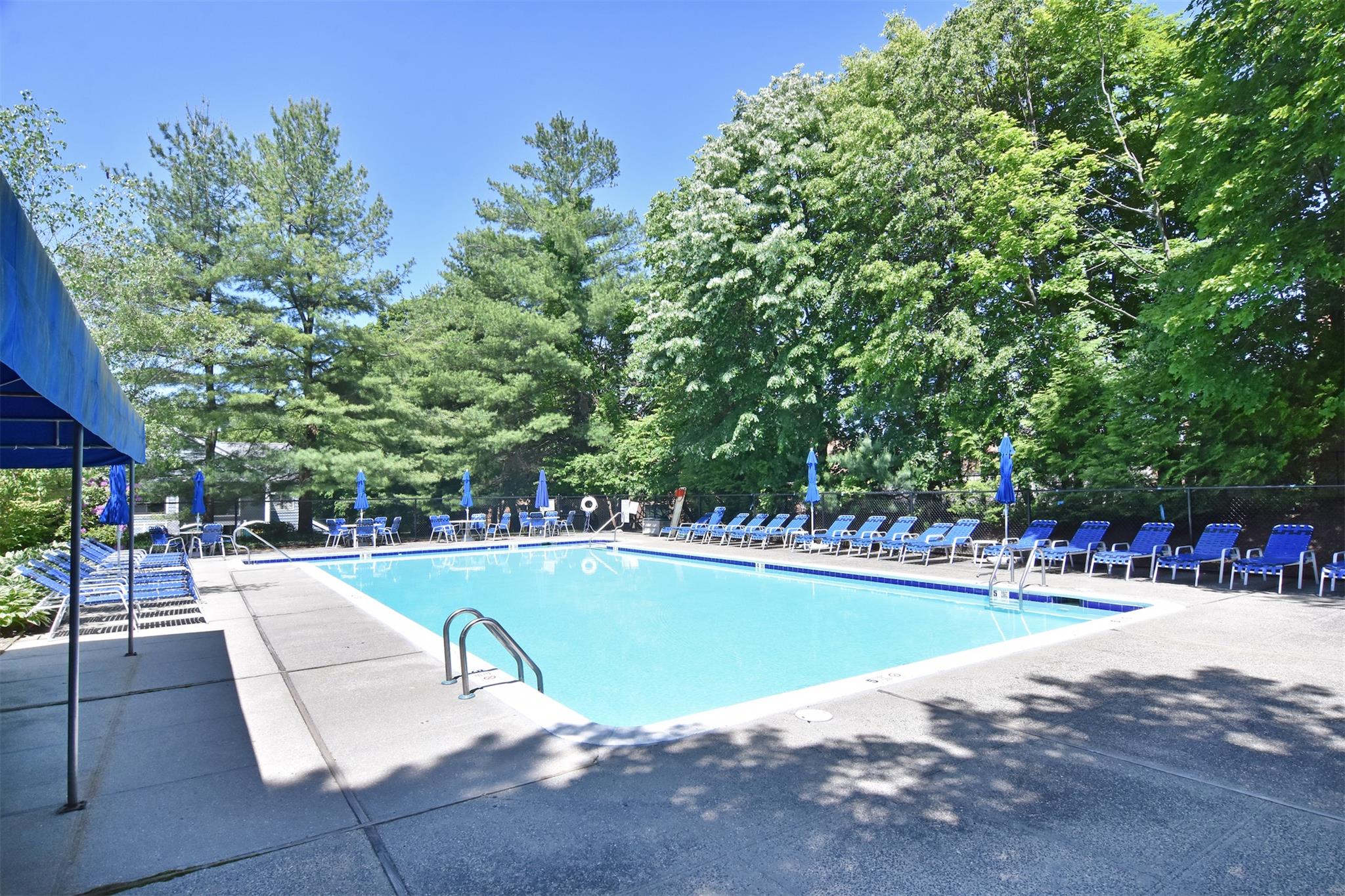 42 Westwood Circle, Irvington, New York image 16