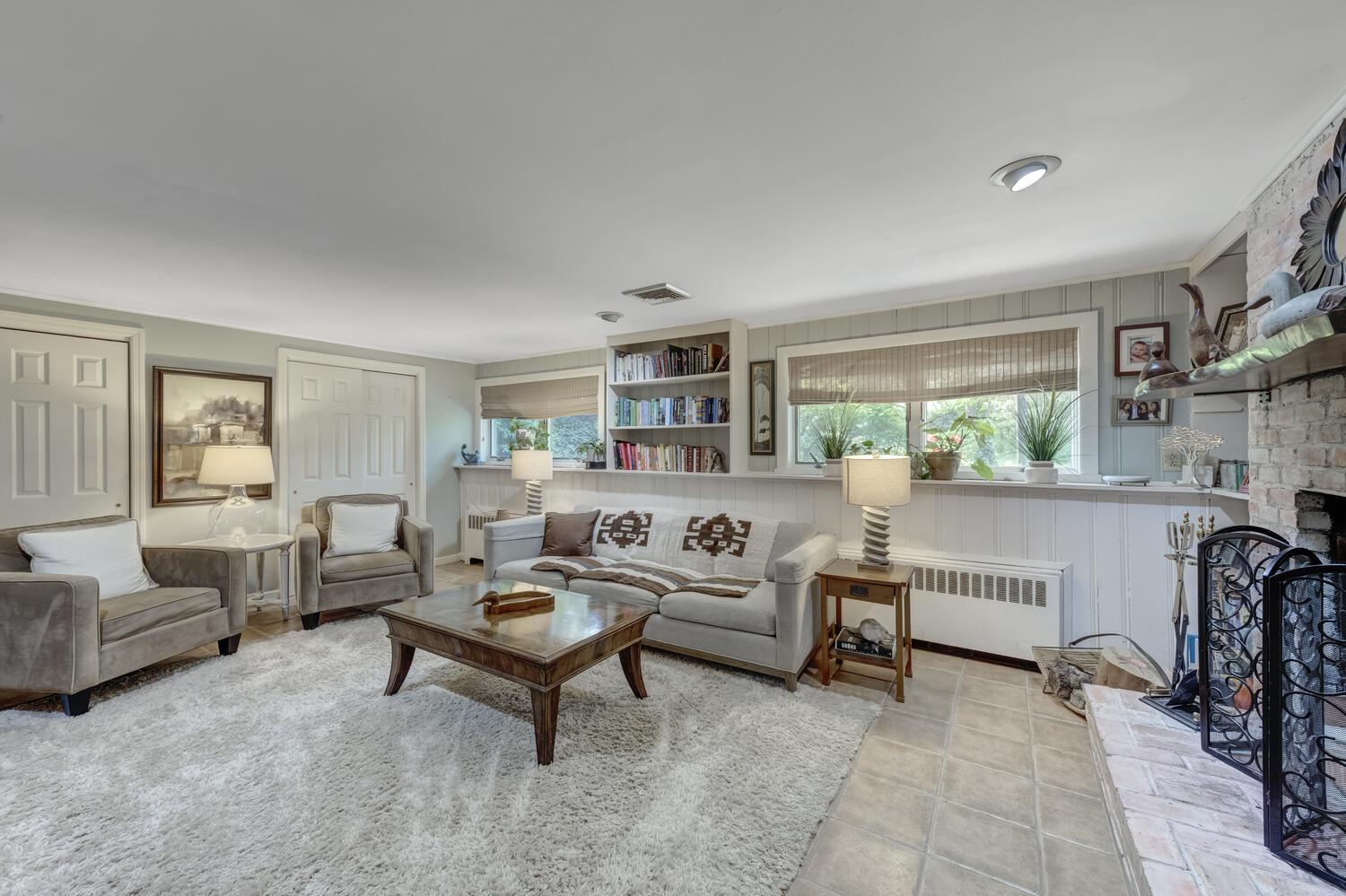 10 Falcon Place, Huntington, New York image 22