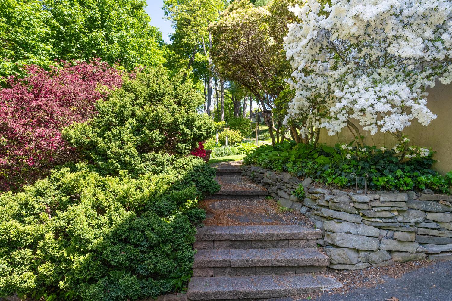 10 Falcon Place, Huntington, New York image 28