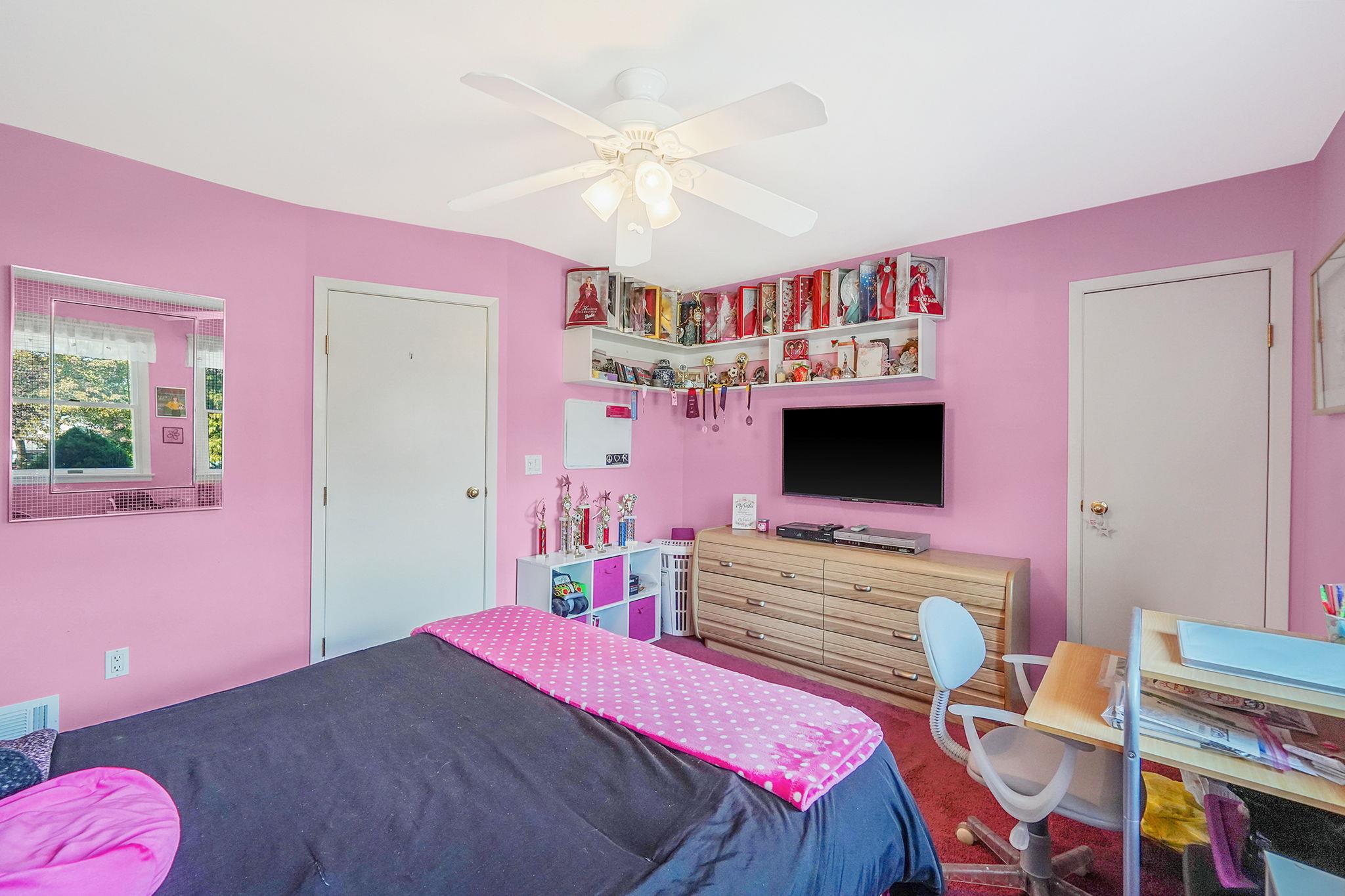 40 Raymond Avenue, Farmingville, New York image 24