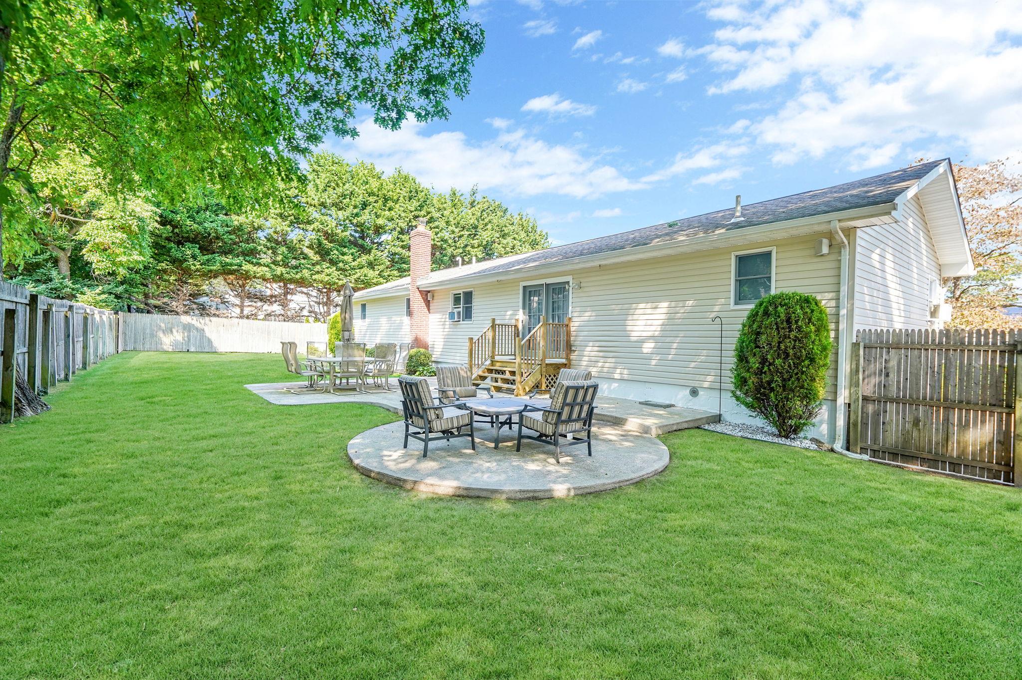 40 Raymond Avenue, Farmingville, New York image 37