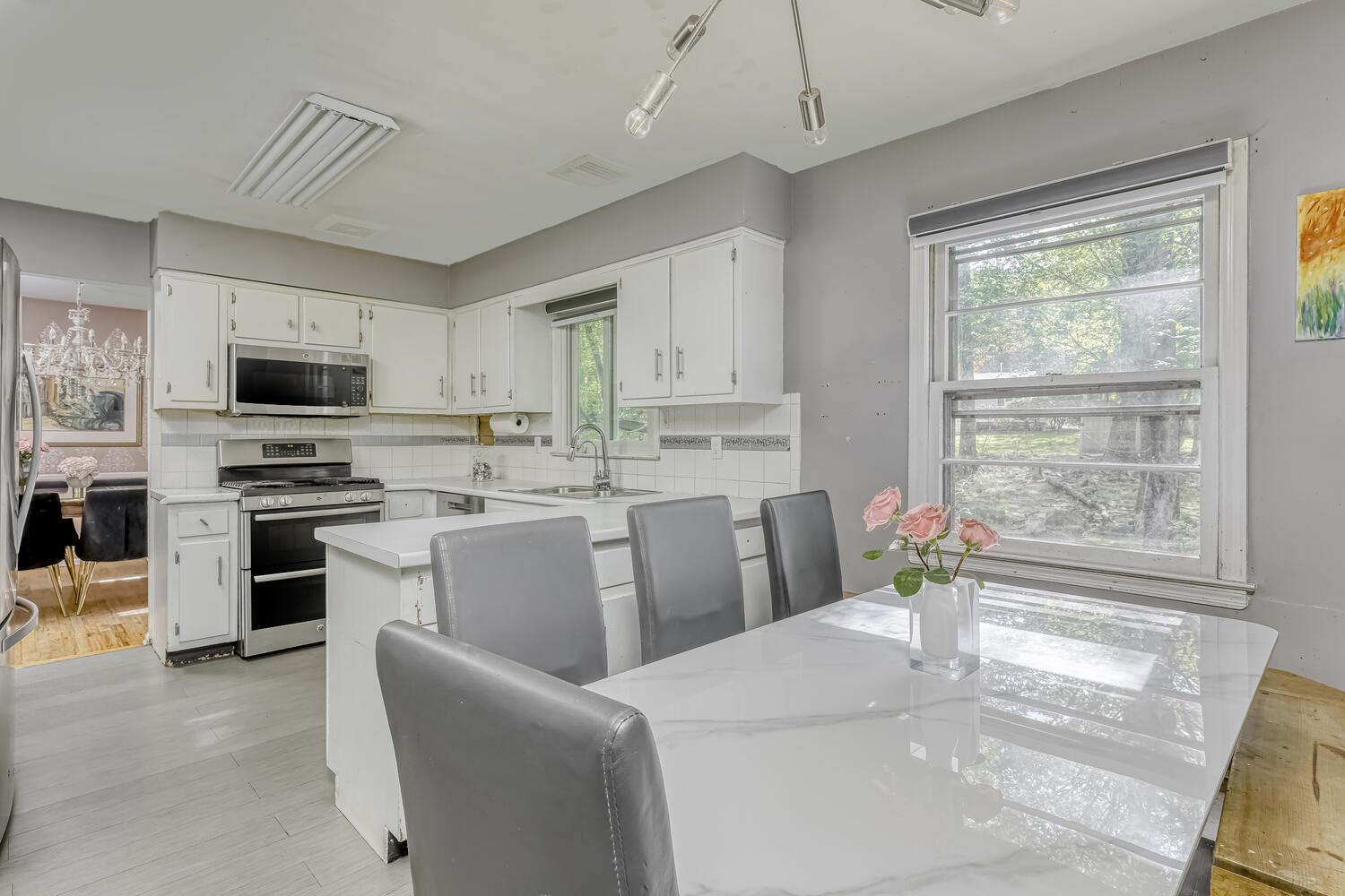 6 Perth Avenue, Spring Valley, New York image 13