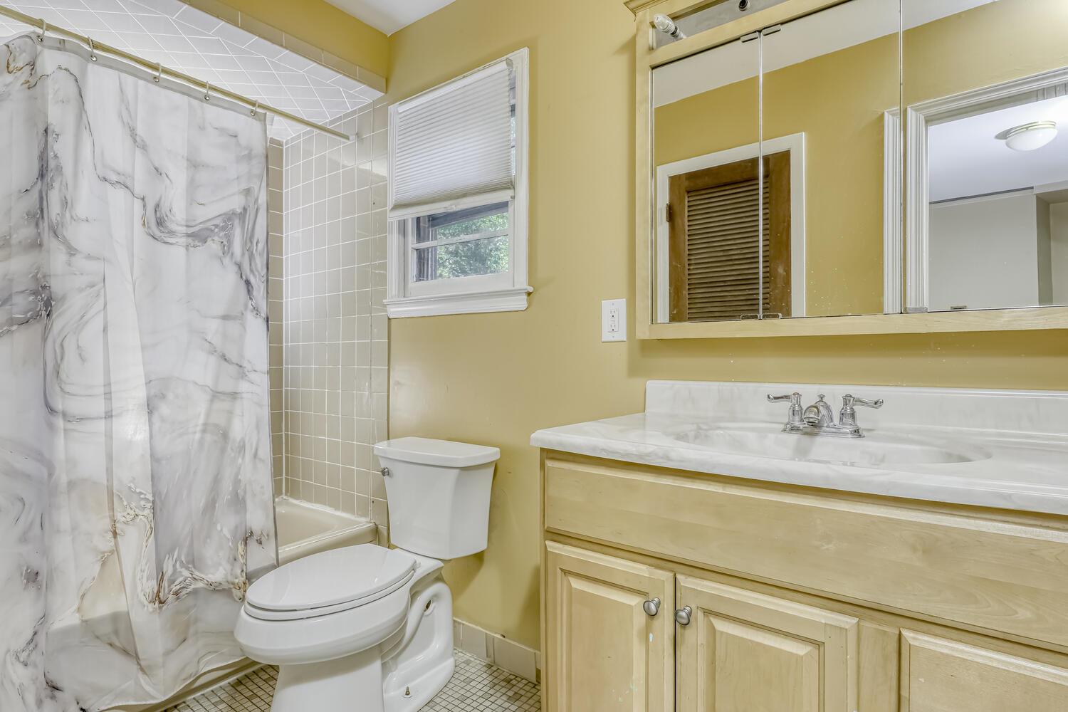 6 Perth Avenue, Spring Valley, New York image 22