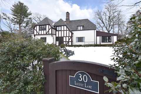 Homes For Sale - 30 Locust Lane<br/> Bronxville, NY 10708