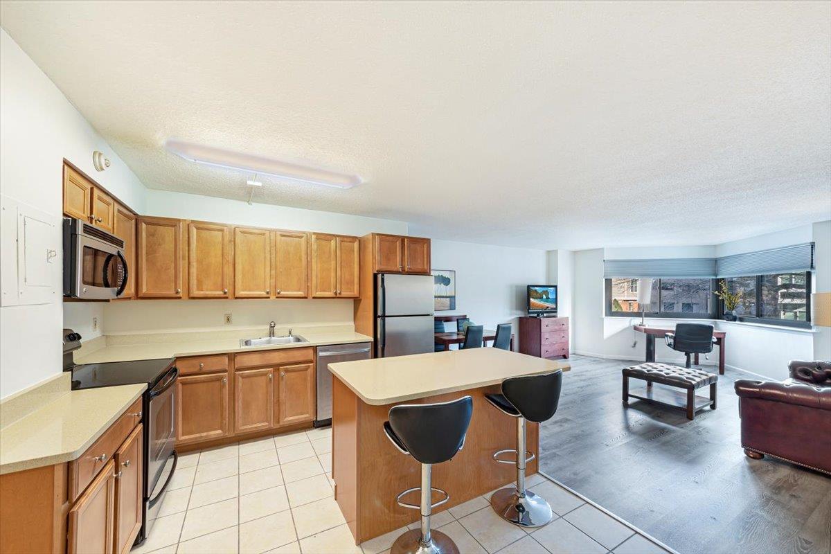 5 Barker Avenue 206