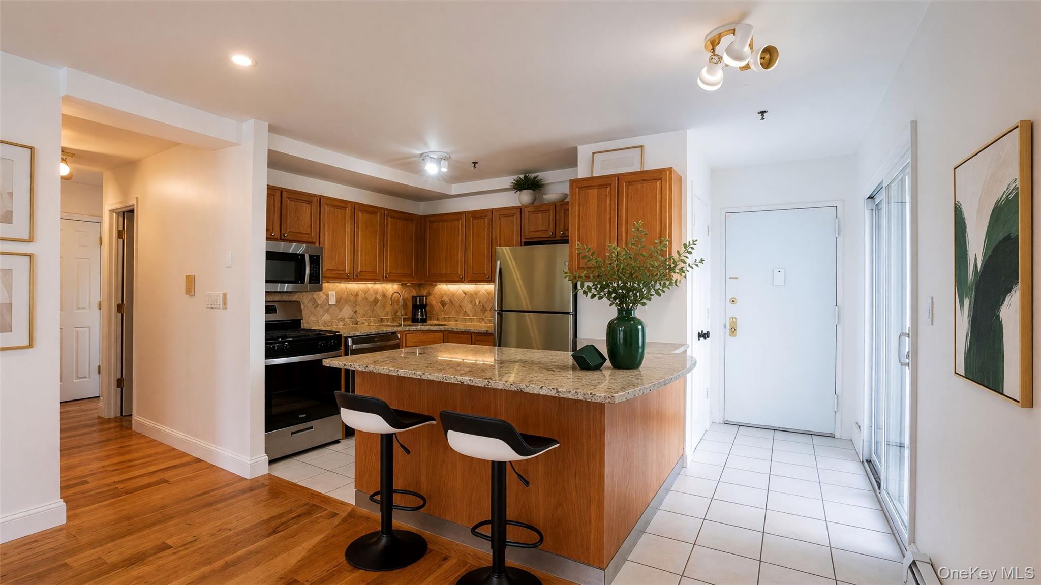 24 Pennyfield Avenue 2C