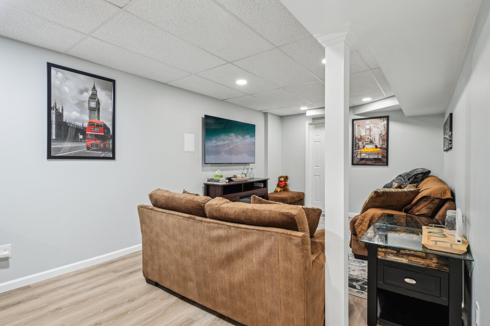 32 Cranberry Circle, Medford, New York image 32