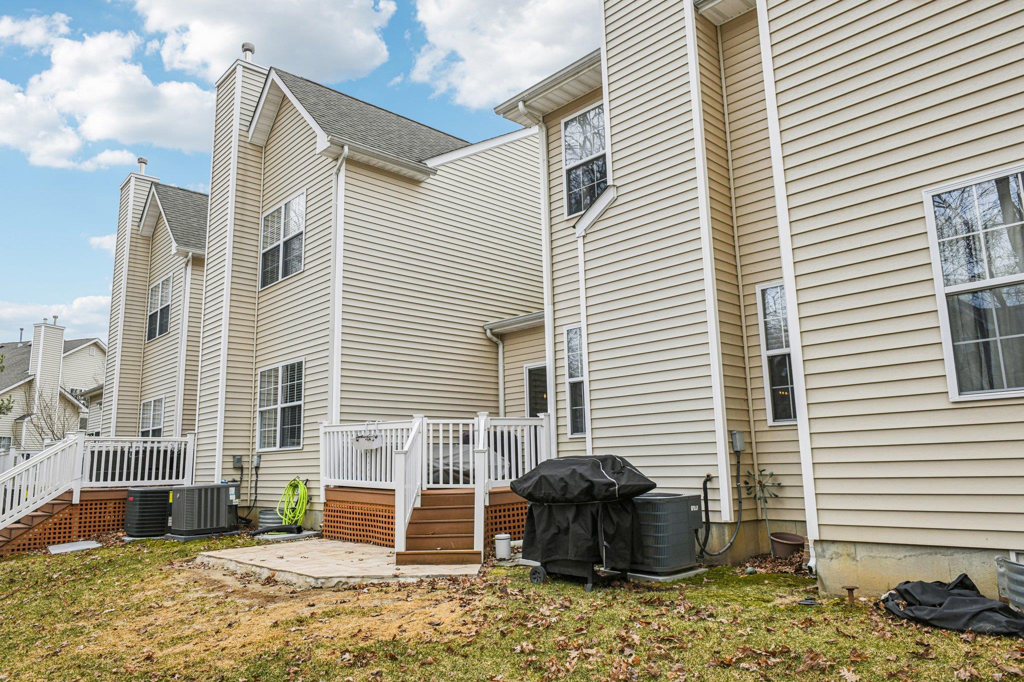 32 Cranberry Circle, Medford, New York image 36