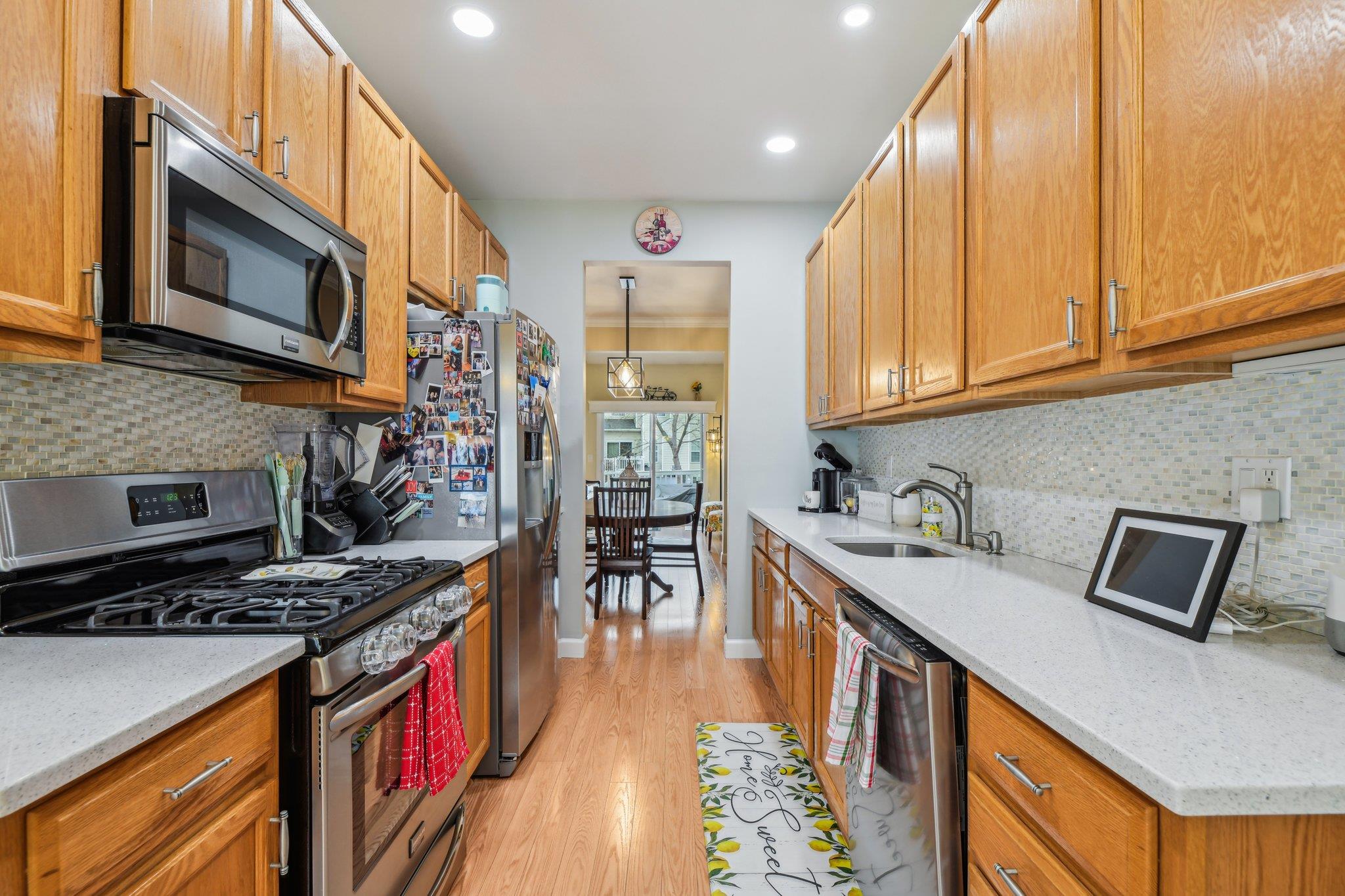 32 Cranberry Circle, Medford, New York image 6