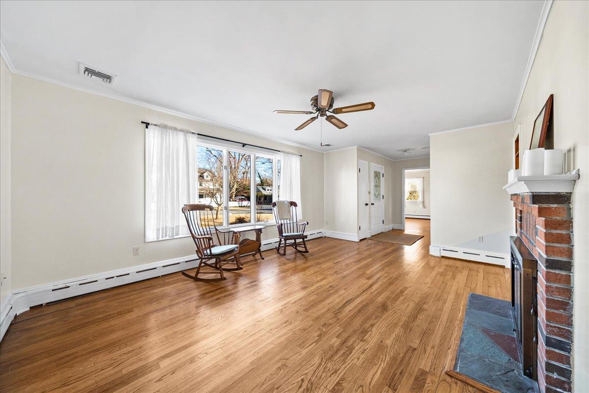 18 Woodland Park Road, Bellport Village, New York image 5
