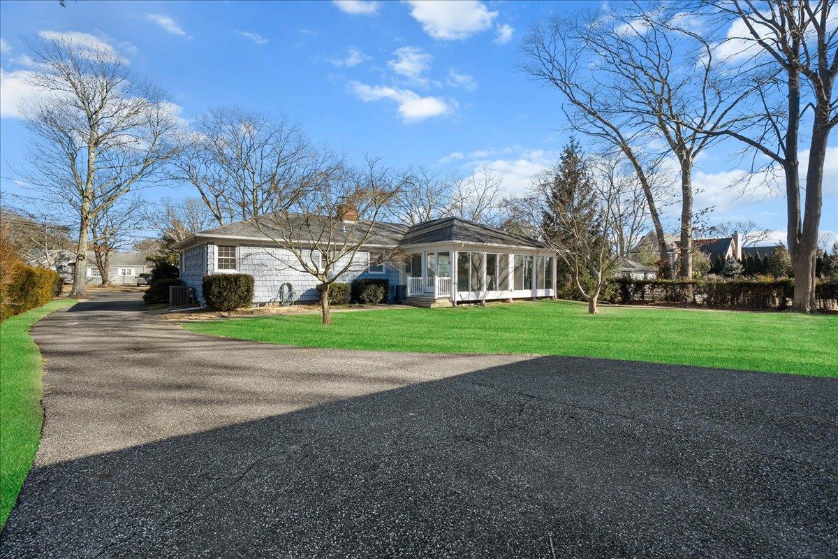 18 Woodland Park Road, Bellport Village, New York image 21
