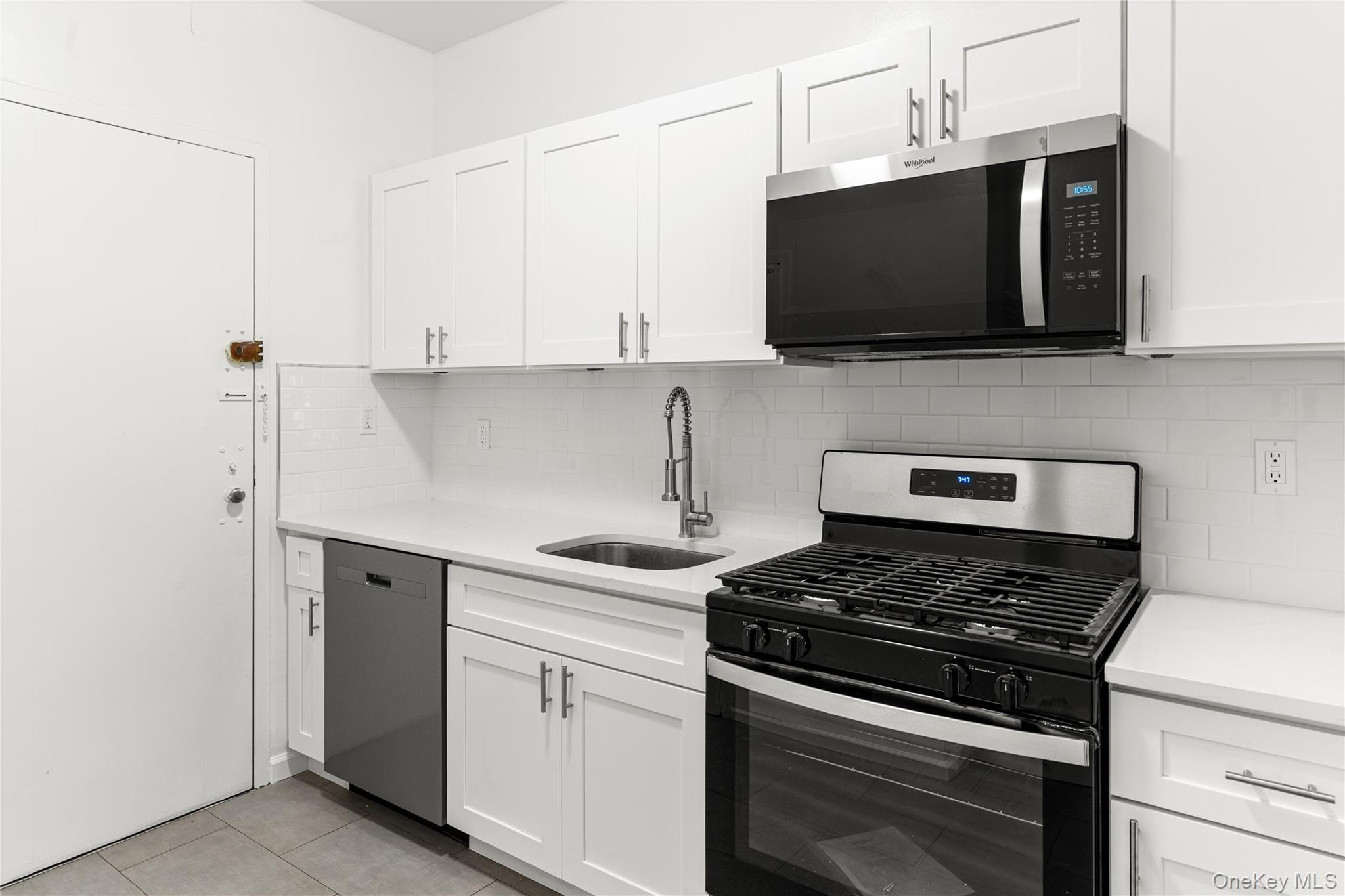 3 Fordham Hill Oval 1G