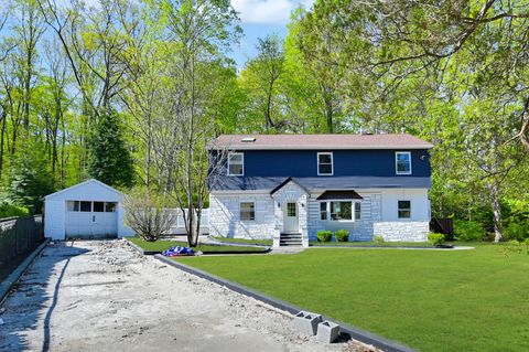 58 Lakelands Avenue Greenwood Lake NY 10925