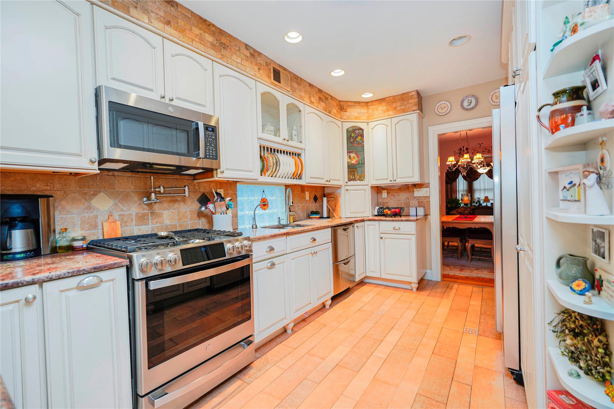 67 Lawrence Avenue, Staten Island, New York image 7